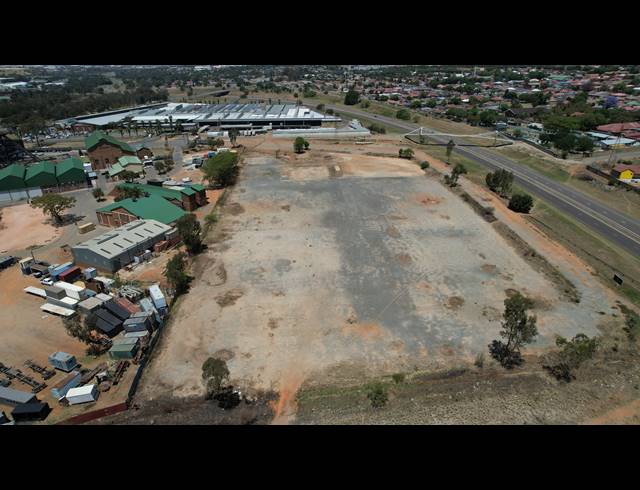 19,042M² VACANT LAND FOR SALE IN CITY DEEP